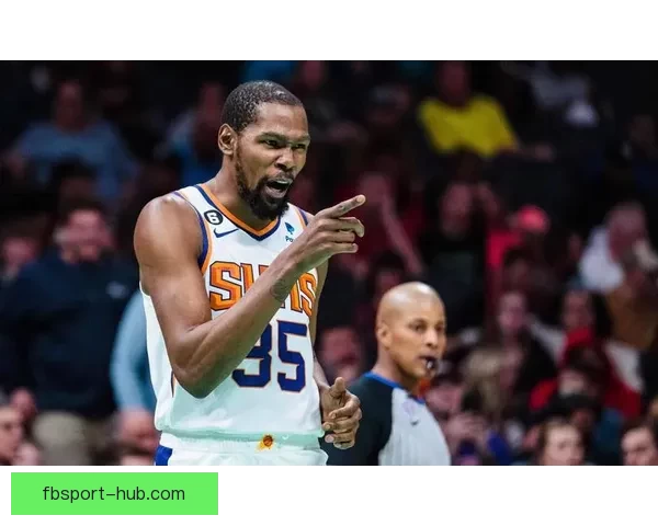 杜兰特谈进攻理念希望梳理节奏带动队友发挥整体实力 杜兰特谈进攻理念希望梳理节奏带动队友发挥整体实力